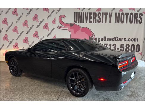 Used 2020 Dodge Challenger SXT w/ Blacktop Package RWD image 12