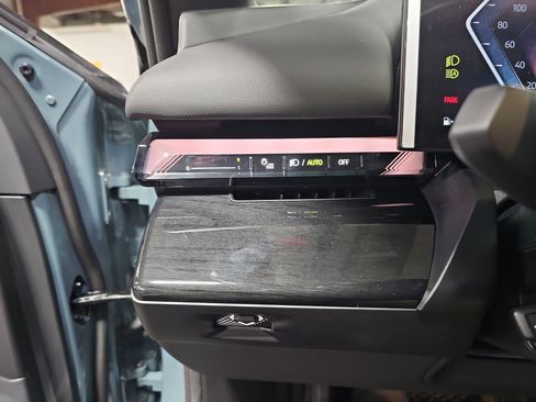 New 2026 BMW 530i w/ Premium Package image 27