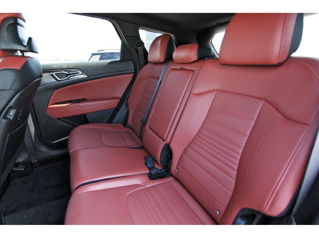 Used 2024 Kia Sportage SX FWD image 31