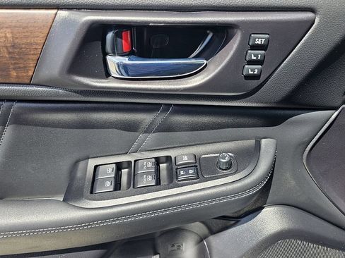 Used 2019 Subaru Outback 2.5i Limited AWD/4WD image 27