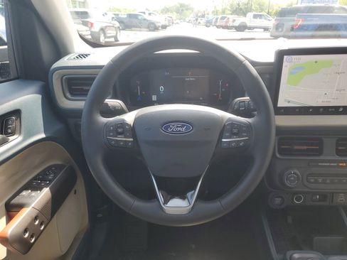 New 2025 Ford Maverick Lariat image 30