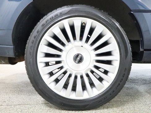 Used 2016 Lincoln Navigator L Select image 25