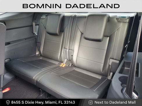 Used 2023 Volkswagen Atlas SEL image 12