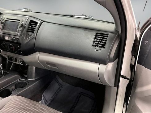 Used 2013 Toyota Tacoma 2WD Regular Cab image 17