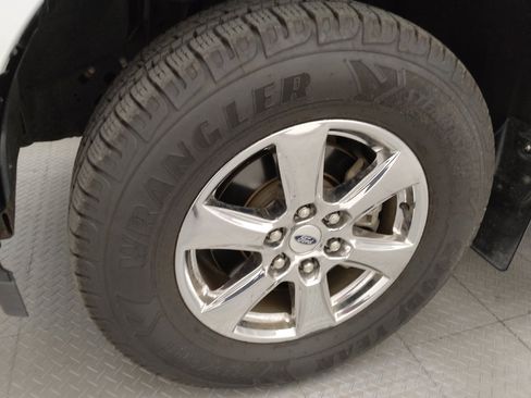 Used 2019 Ford F150 XLT w/ Equipment Group 302A Luxury AWD/4WD image 31
