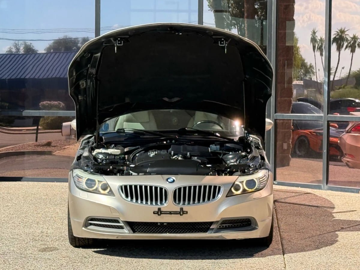 Used 2011 BMW Z4 sDrive35i RWD image 29