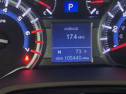Used 2018 Toyota 4Runner Limited AWD/4WD image 15