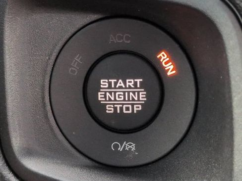 Used 2024 Jeep Wrangler Unlimited Sport AWD/4WD image 25