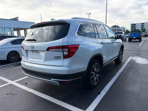 Used 2022 Honda Pilot Touring image 3