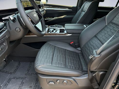 New 2026 Cadillac Escalade Platinum Sport AWD/4WD image 10
