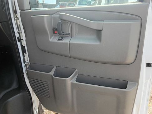 Used 2023 Chevrolet Express 2500 w/ Driver Convenience Package RWD image 17