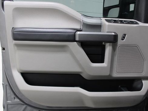 Used 2021 Ford F250 XLT w/ XLT Premium Package image 20