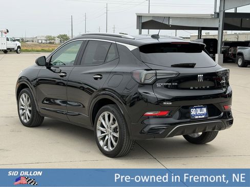 Used 2024 Buick Encore GX Avenir w/ Avenir Technology Package AWD/4WD image 7