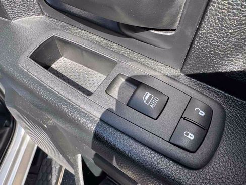 Used 2017 RAM 1500 Express AWD/4WD image 31