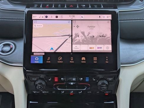 New 2025 Jeep Grand Cherokee Limited w/ Luxury Tech Group II RWD image 17