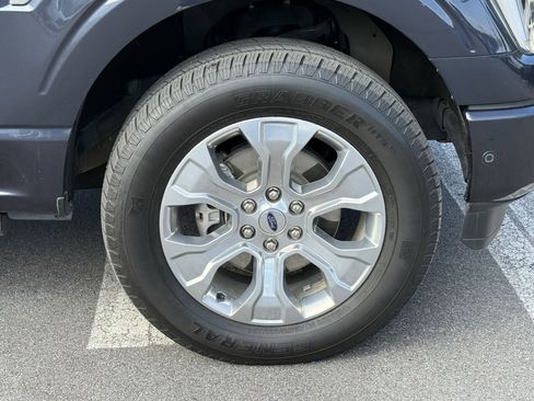 Used 2022 Ford F150 Platinum w/ Equipment Group 701A High image 12