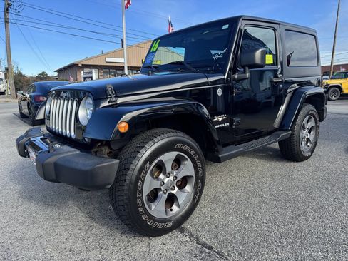 Used 2016 Jeep Wrangler Sahara w/ Dual Top Group image 3