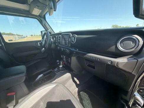 Used 2021 Jeep Wrangler Unlimited Rubicon 4xe w/ Steel Bumper Group image 28