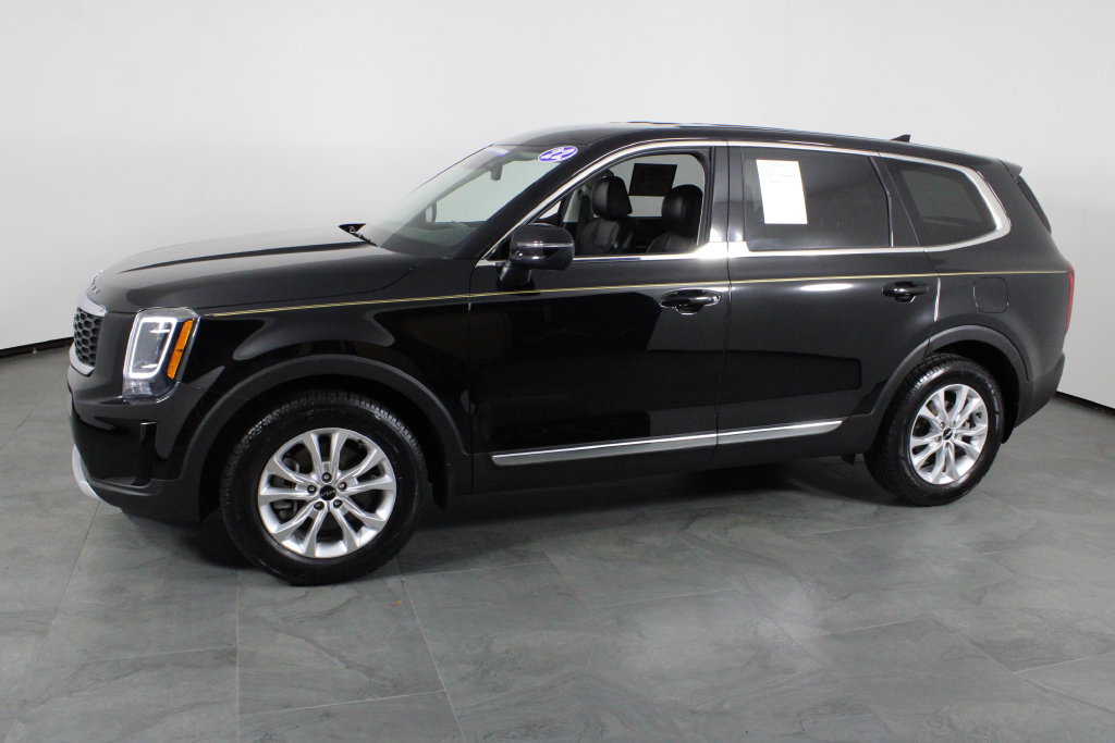 Used 2022 Kia Telluride LX FWD image 13