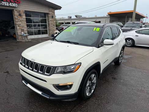 Used 2018 Jeep Compass Limited AWD/4WD image 4