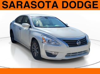 Used 2015 Nissan Altima 2.5 S w/ Sport Value Package video 1