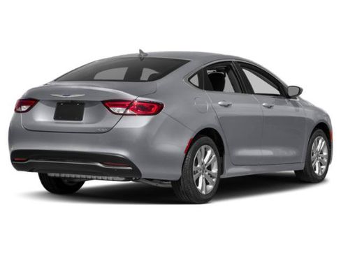 Used 2015 Chrysler 200 Limited w/ Convenience Group FWD image 5