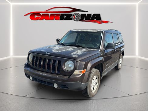 Used 2014 Jeep Patriot Sport w/ Power Value Group FWD image 4