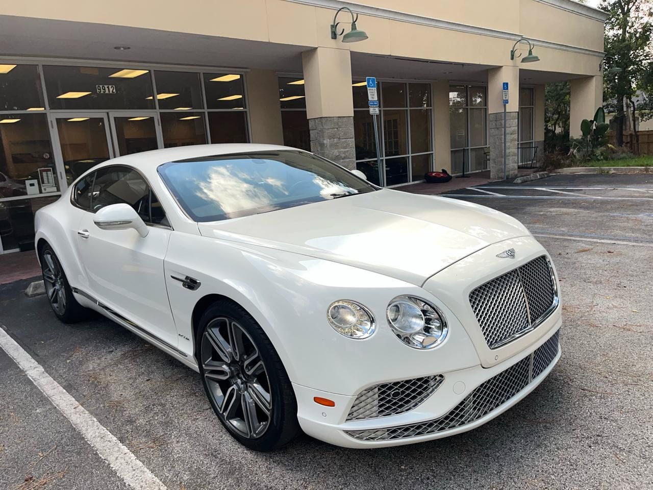 Used 2017 Bentley Continental GT AWD/4WD image 1