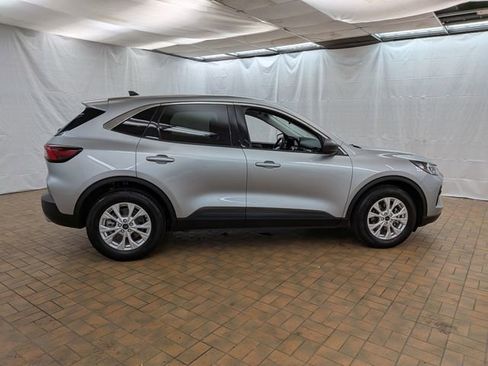 Certified 2023 Ford Escape Active w/ Cold Weather Package FWD image 8