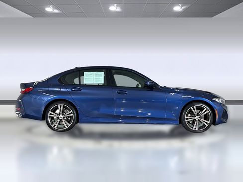 Used 2023 BMW 330i Sedan w/ Driving Assistance Package RWD image 7