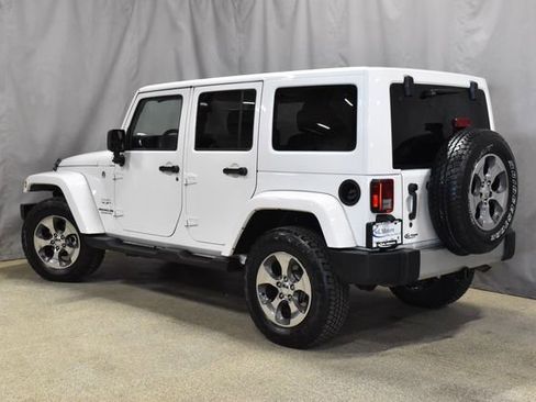 Used 2017 Jeep Wrangler Unlimited Sahara w/ Max Tow Package image 6