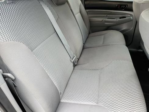 Used 2013 Toyota Tacoma 4x4 Double Cab w/ SR5 Pkg image 18