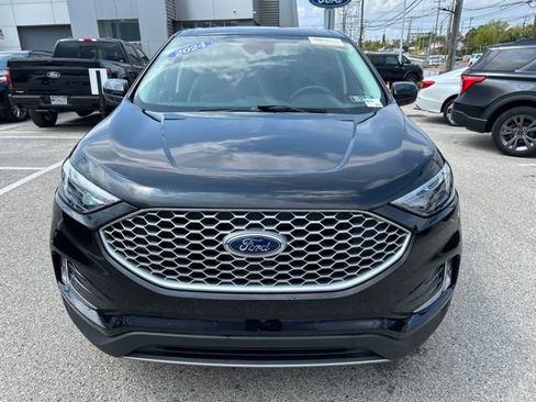 Certified 2024 Ford Edge SEL w/ Convenience Package AWD/4WD image 3