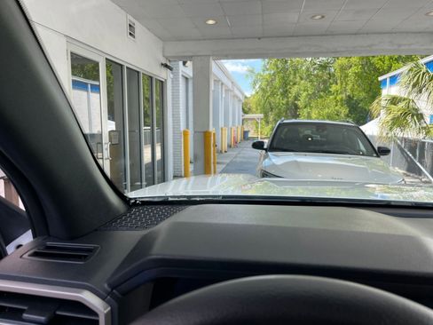 Used 2025 Toyota Tacoma TRD Off-Road image 34