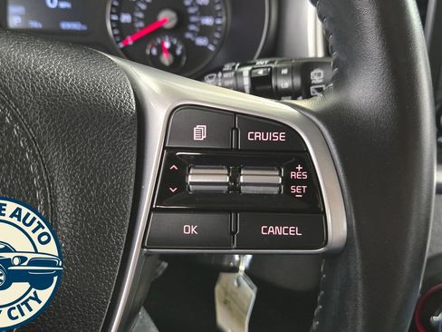Used 2019 Kia Sorento S AWD/4WD image 13