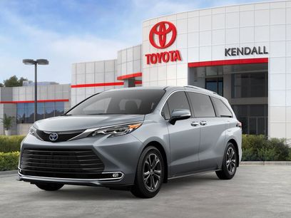 New 2025 Toyota Sienna Platinum