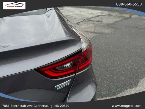 Used 2020 Honda Insight Touring image 6