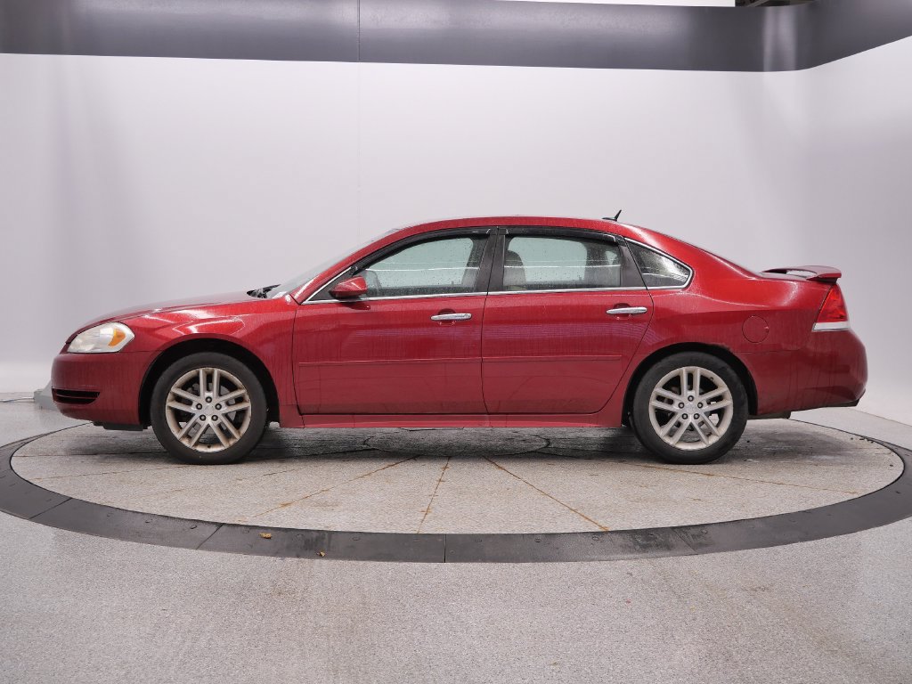 Used 2014 Chevrolet Impala LT w/ LT Sunroof Package FWD image 2