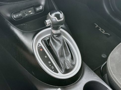 Used 2016 Kia Soul FWD image 16