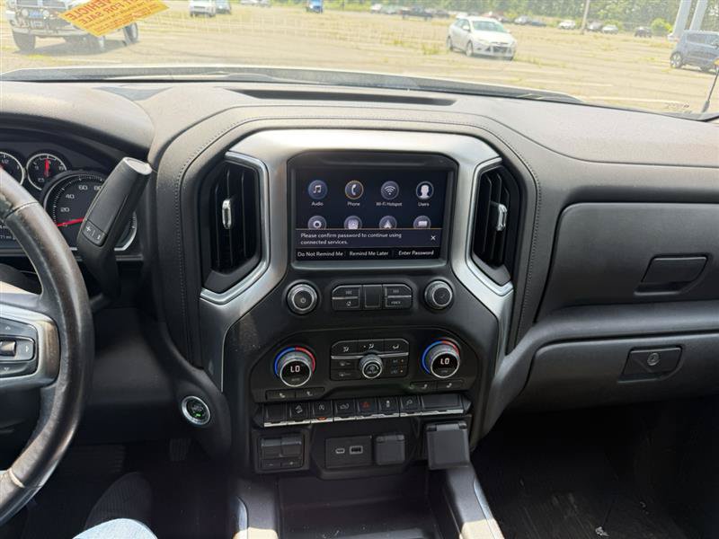 Used 2020 Chevrolet Silverado 1500 RST AWD/4WD image 17