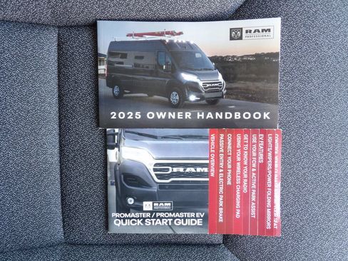 Used 2025 RAM ProMaster 2500 w/ U-Haul Equipment Group FWD image 35