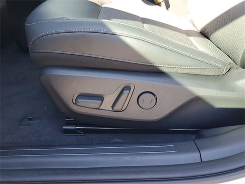 New 2025 Kia EV6 Light w/ Light LR Technology Package image 14