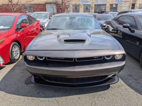 Used 2023 Dodge Challenger GT AWD/4WD image 2