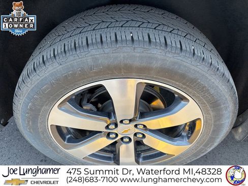 Used 2023 Chevrolet Traverse LT w/ LT Premium Package AWD/4WD image 12