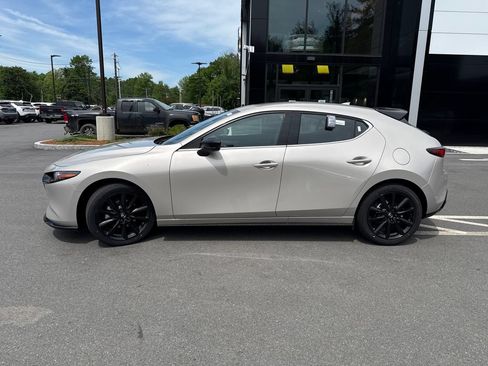 New 2026 MAZDA MAZDA3 Hatchback w/Premium Plus Pkg AWD/4WD image 2