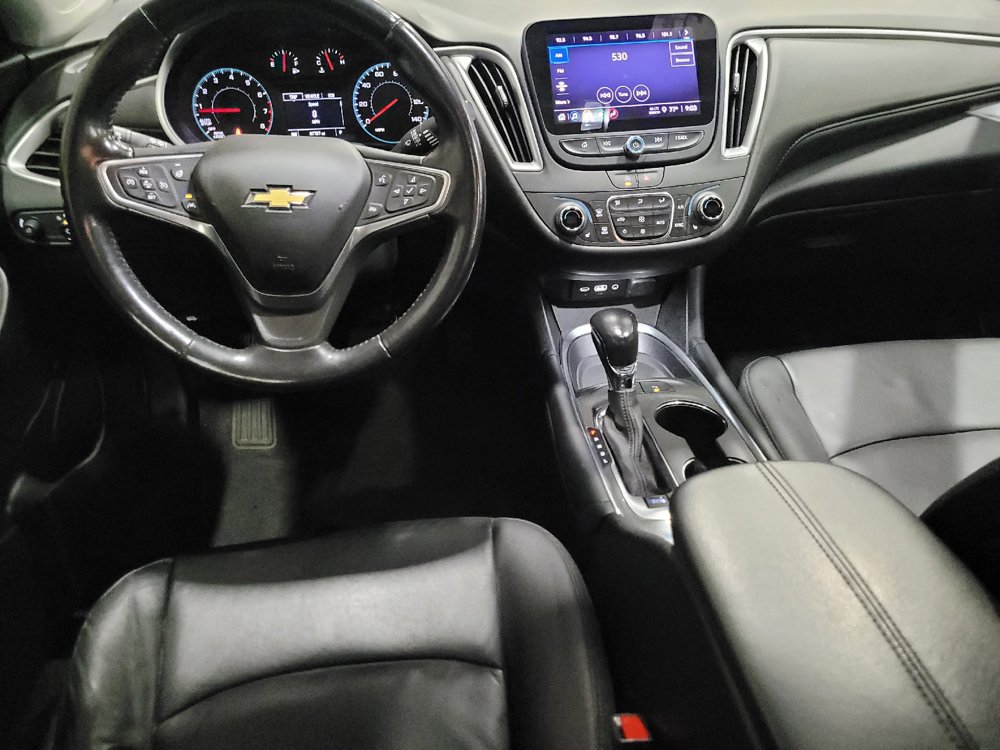 Used 2022 Chevrolet Malibu LT w/ Leather Package FWD image 22