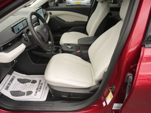 Used 2024 Ford Mustang Mach-E Premium image 9