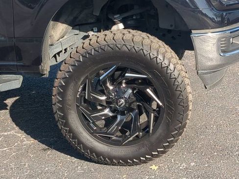 Used 2025 Ford F150 XLT w/ Equipment Group 301A Standard AWD/4WD image 10
