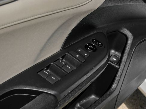 Used 2018 Honda Civic EX image 35