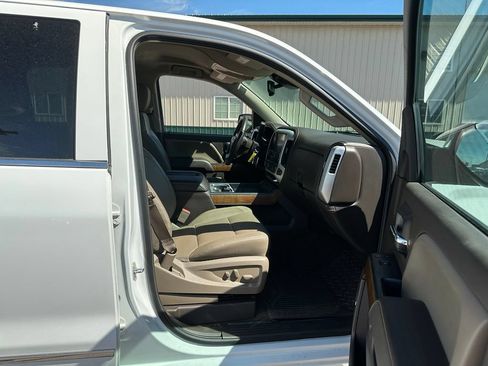 Used 2015 GMC Sierra 1500 SLT w/ SLT Crew Cab Value Package AWD/4WD image 27